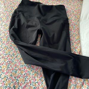 Black capri leggings